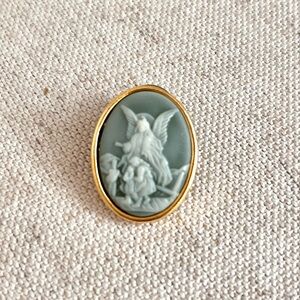 Vintage Guardian Angel Cameo Brooch